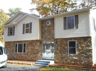 158 Linden Loop, Pocono Summit, PA 18346