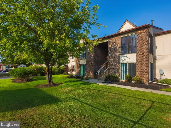 22 Chelsea Ct, Sewell, NJ 08080