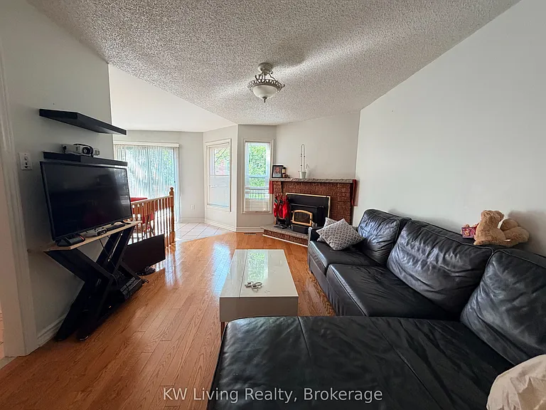 531 Avonwick Ave — Photo 5