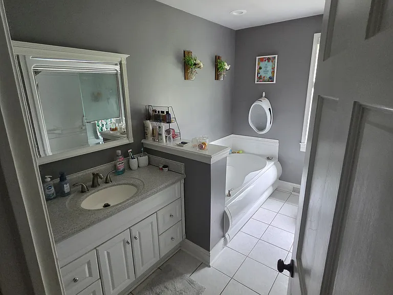 15 Albertus Dr — Photo 7