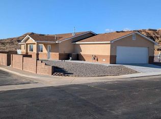 323 Sunrise Bluffs Dr, Belen, NM 87002
