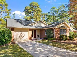 330 Robin Ln, Pinehurst, NC 28374