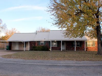 1607 S Ledbetter Dr W, Sand Springs, OK, 74063