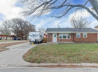 400 S Georgie Ave, Derby, KS 67037