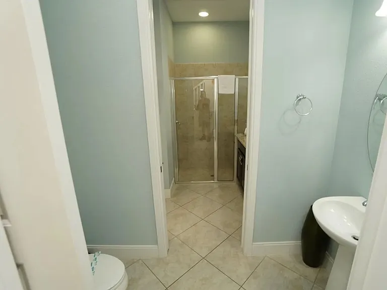 510 Captiva Dr — Photo 36