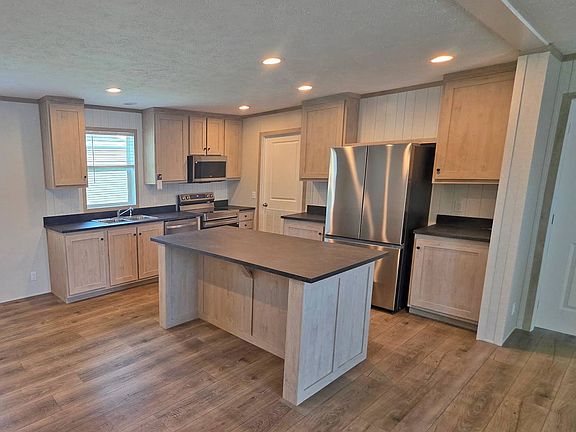 2nd image of 781 W Walcott Rd #157