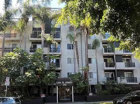 1755 N El Cerrito Pl