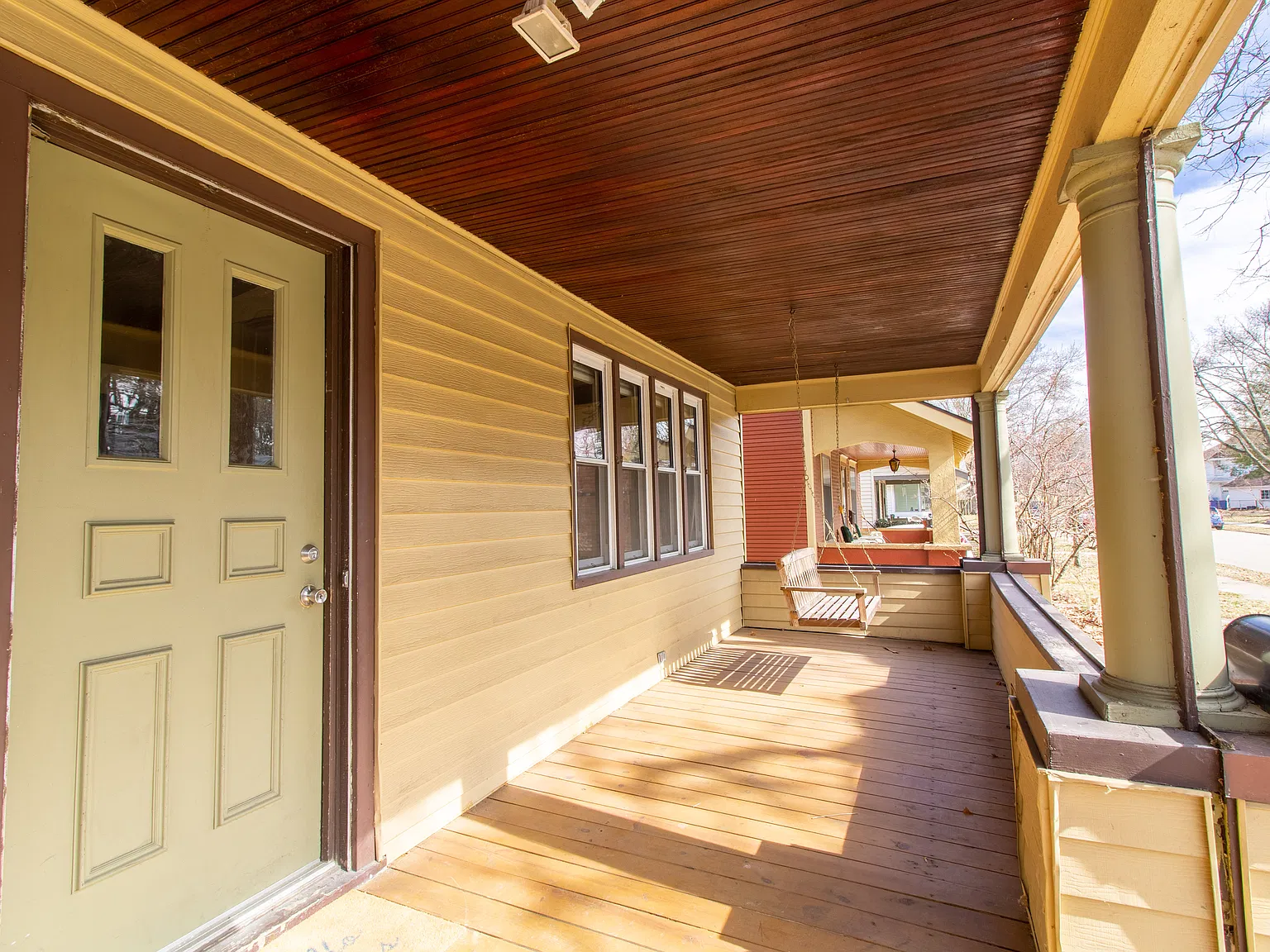 4 bed, 1.5 bath, 1496 sqft, $2,350 — Photo 3