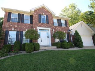 974 Winter Park Dr, Fenton, MO 63026