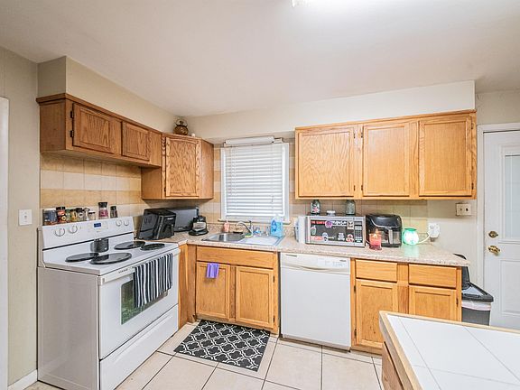 5th image of 3201 Buckner Ln