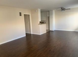 5035 Klump Ave, North Hollywood, CA 91601
