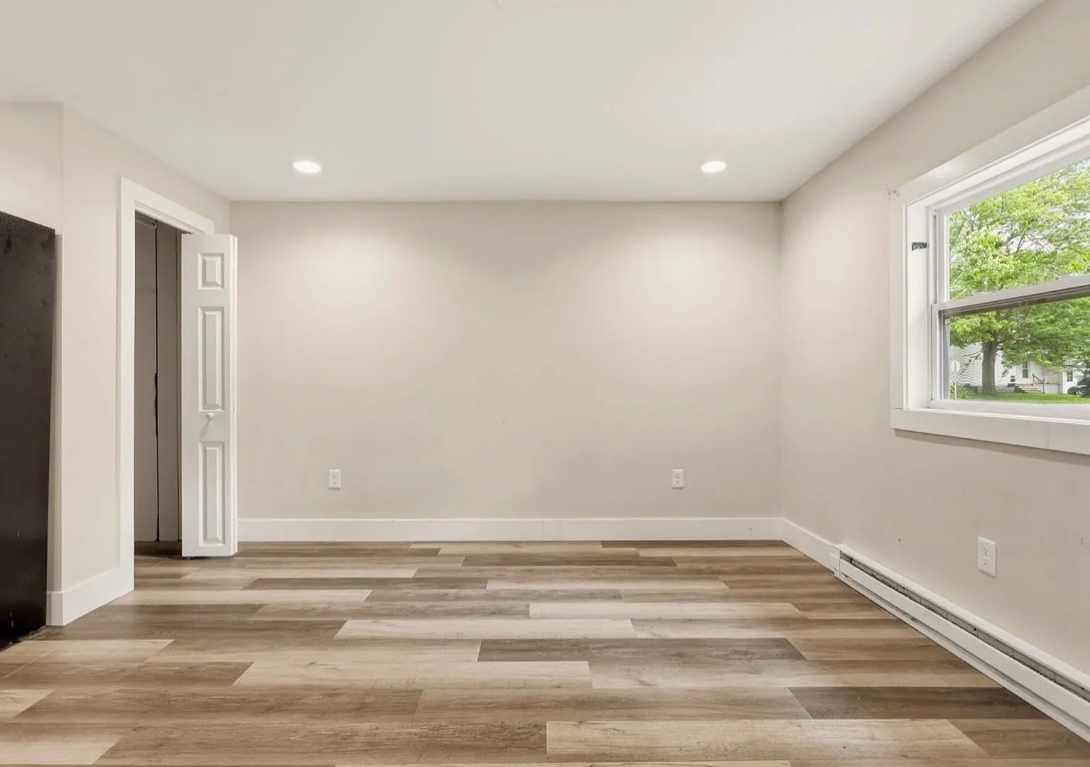602 Townsend St — Photo 3