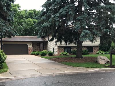 2965 Frederick Pkwy N, Maplewood, MN, 55109