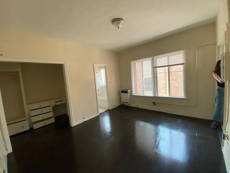Grand View Apartments