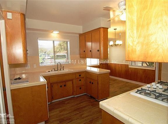 5th image of 6436 Crossway Dr