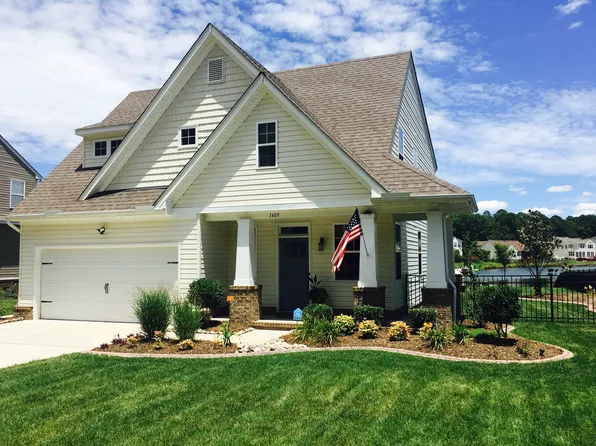 1409 Rotunda Ave, Chesapeake, VA 23323
