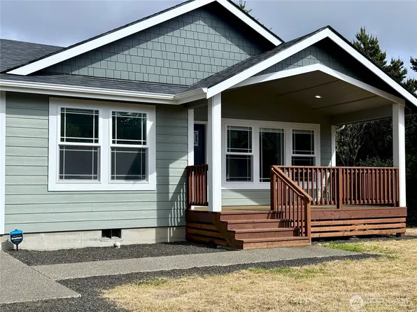 335 N Wynoochee Drive SW, Ocean Shores, WA 98569