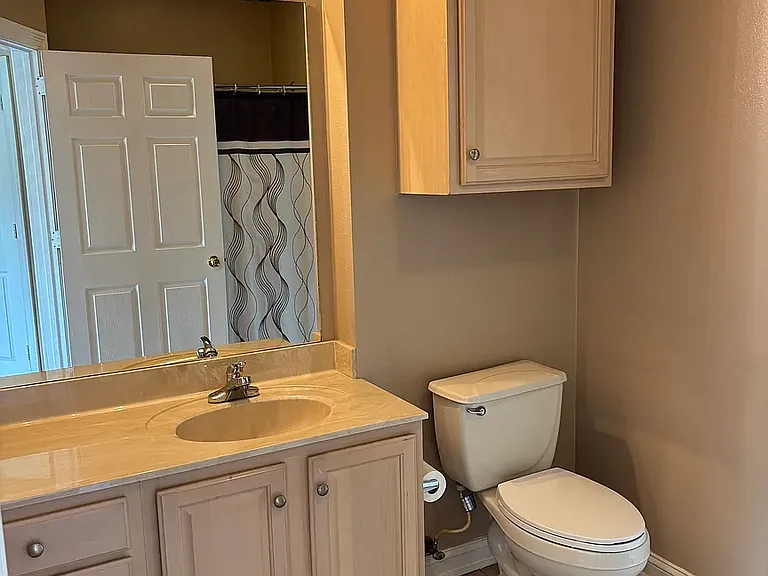 12430 River Highlands Dr #F — Photo 10