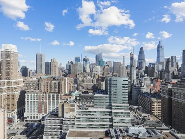 125 West 31st Street 35D image 2 of 20