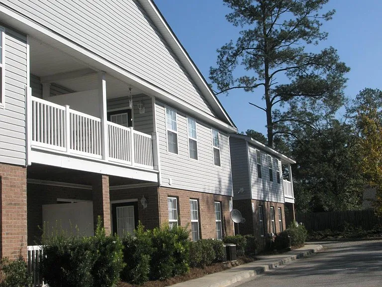 Deerwood Place Apartments - 2 bdrm / 2 bath — Photo 1