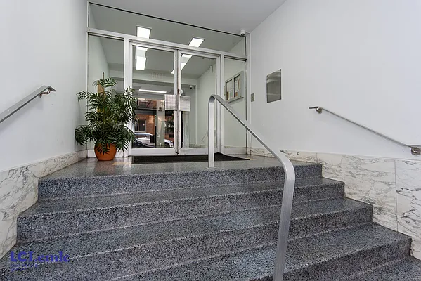 Rented by LC Lemle Real Estate Group | media 17