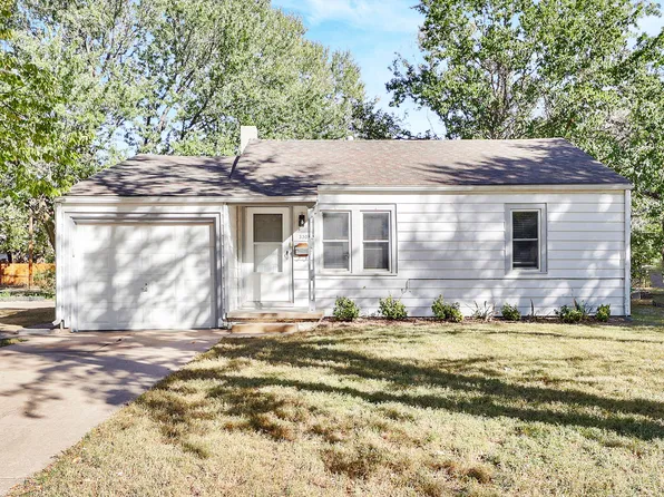 330 N Gordon Ave, Wichita, KS 67203