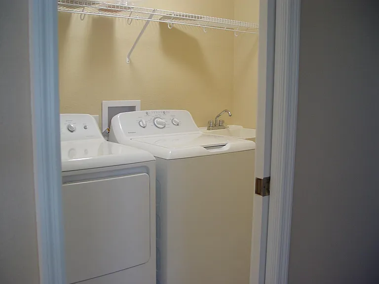 763 Washington Blvd NW — Photo 11