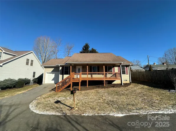 7 Spruce Shade Ct, Asheville, NC 28803