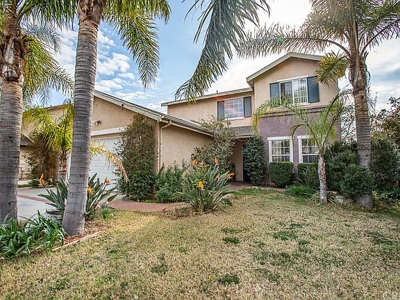 3rd image of 13397 Azores Ave