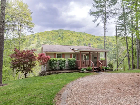 115 Aisling Way, Vesuvius, VA 24483