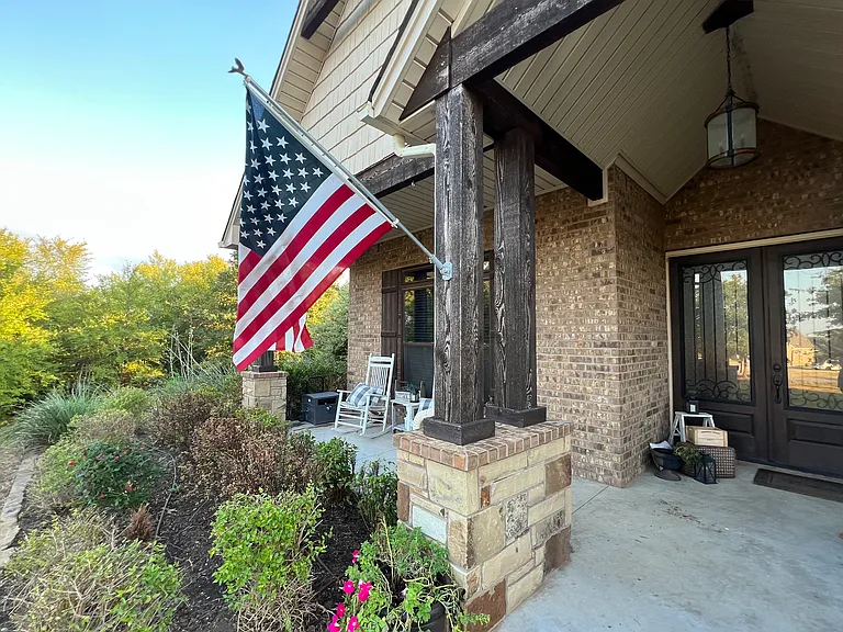 575 Chateau Bnd — Photo 4