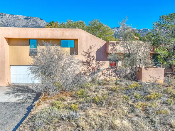 1202 Marigold Dr NE, Albuquerque, NM 87122