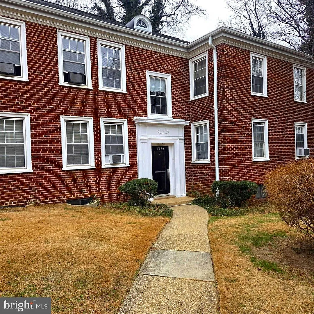 1 bed, 1.0 bath, 651 sqft, $1,600 — Photo 1