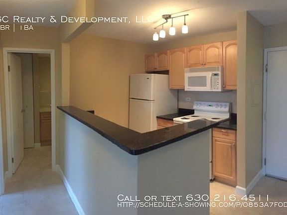 5th image of 5550 Astor Ln APT 307