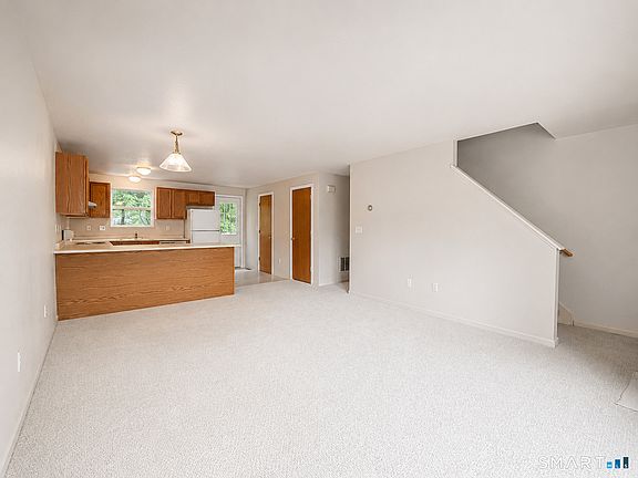 2nd image of 11 Holly Lane #11