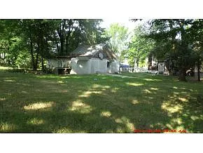 580 Woodrow Rd photo 1