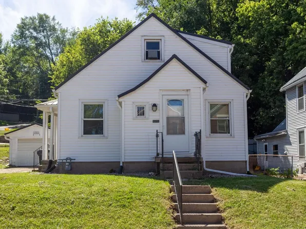 2815 Central Ave, Dubuque, IA 52001