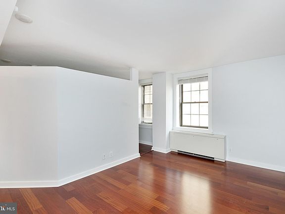 2nd image of 219 S 18th St #29-1403