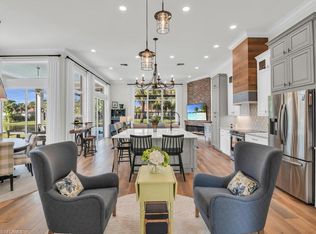 8541 Pepper Tree Way, Naples, FL 34114