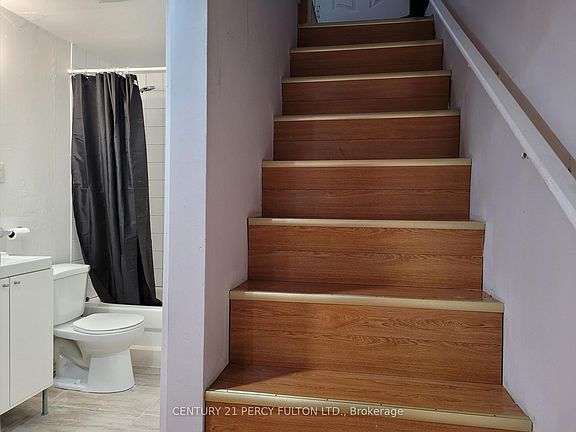 2nd image of 72 Raleigh Cres #Basement