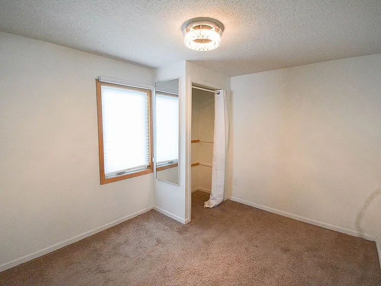 1732 2nd Ave SE — Photo 9