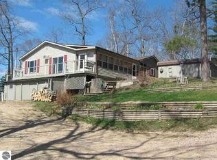 4576 Stylus Lake Rd, Hale, MI 48739