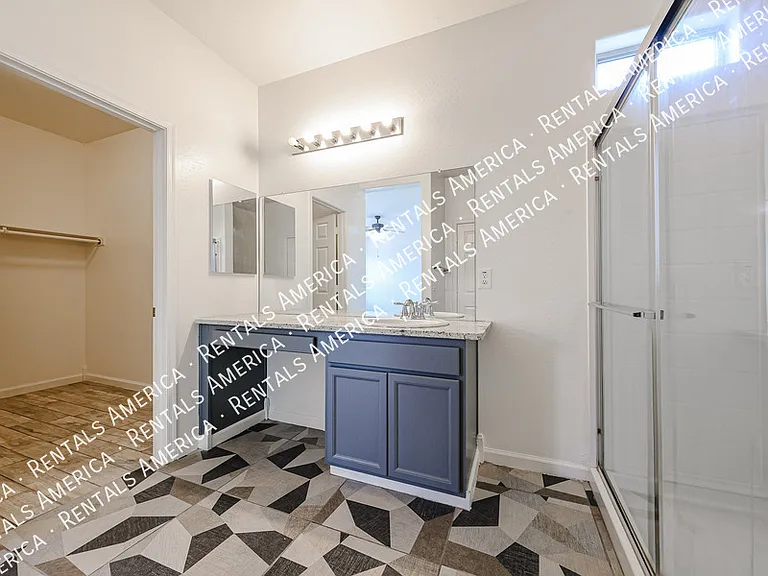 9820 W Sanna St — Photo 22
