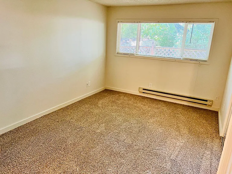 Sellwood Cool, Clean and Crisp — Photo 12