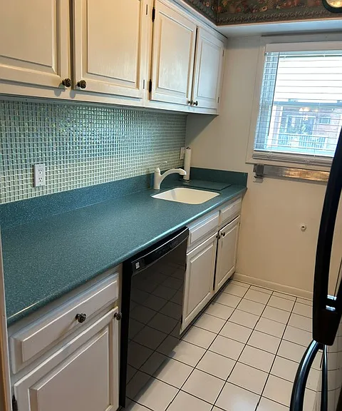 15 Cottage St #17-4A — Photo 3