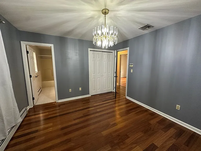8 Bronson Dr — Photo 12