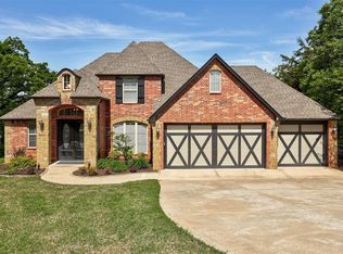 2051 Vaquero Ct, Edmond, OK 73034