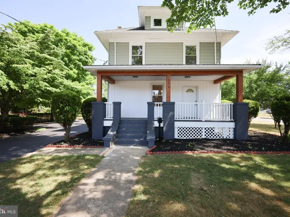 220 W Park Ave, Vineland, NJ 08360