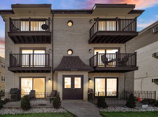 6458 N Northwest Hwy #A4, Chicago, IL 60631