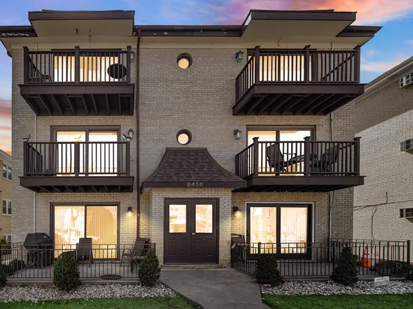 6458 N Northwest Hwy #A4, Chicago, IL 60631